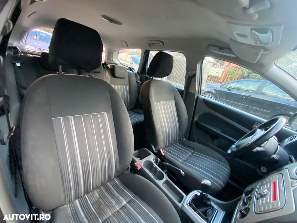Ford Focus - 6