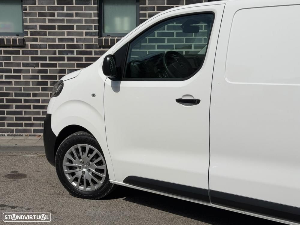 Opel Vivaro - 10