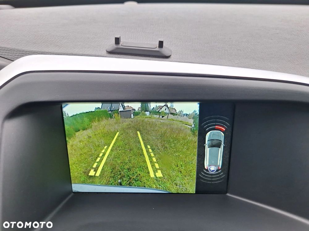 Volvo XC 60 D3 Drive-E Momentum - 16