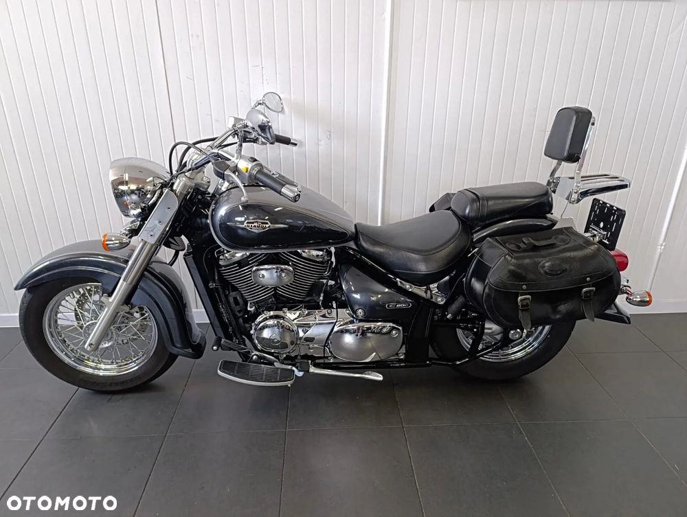 Suzuki VL 800 Volusia - Boulevard C50 - 7