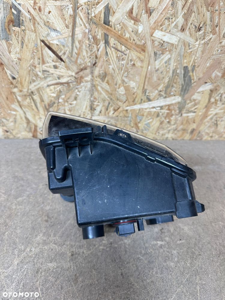VW T-CROSS 2GM HALOGEN PRAWY 2GM941662B - 8