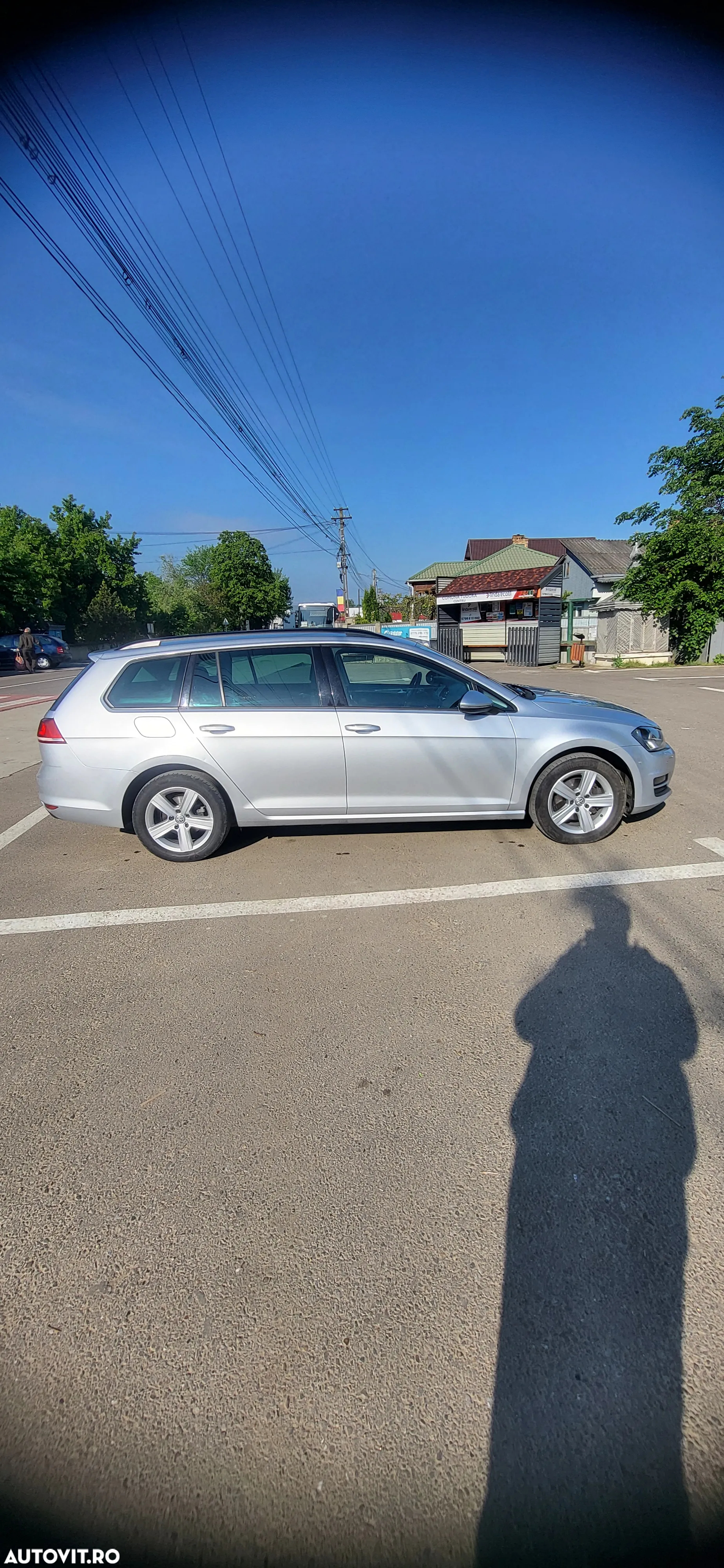 Volkswagen Golf 2.0 TDI DPF BMT Comfortline - 8