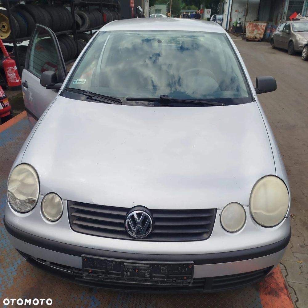 Volkswagen Polo 9N na części .