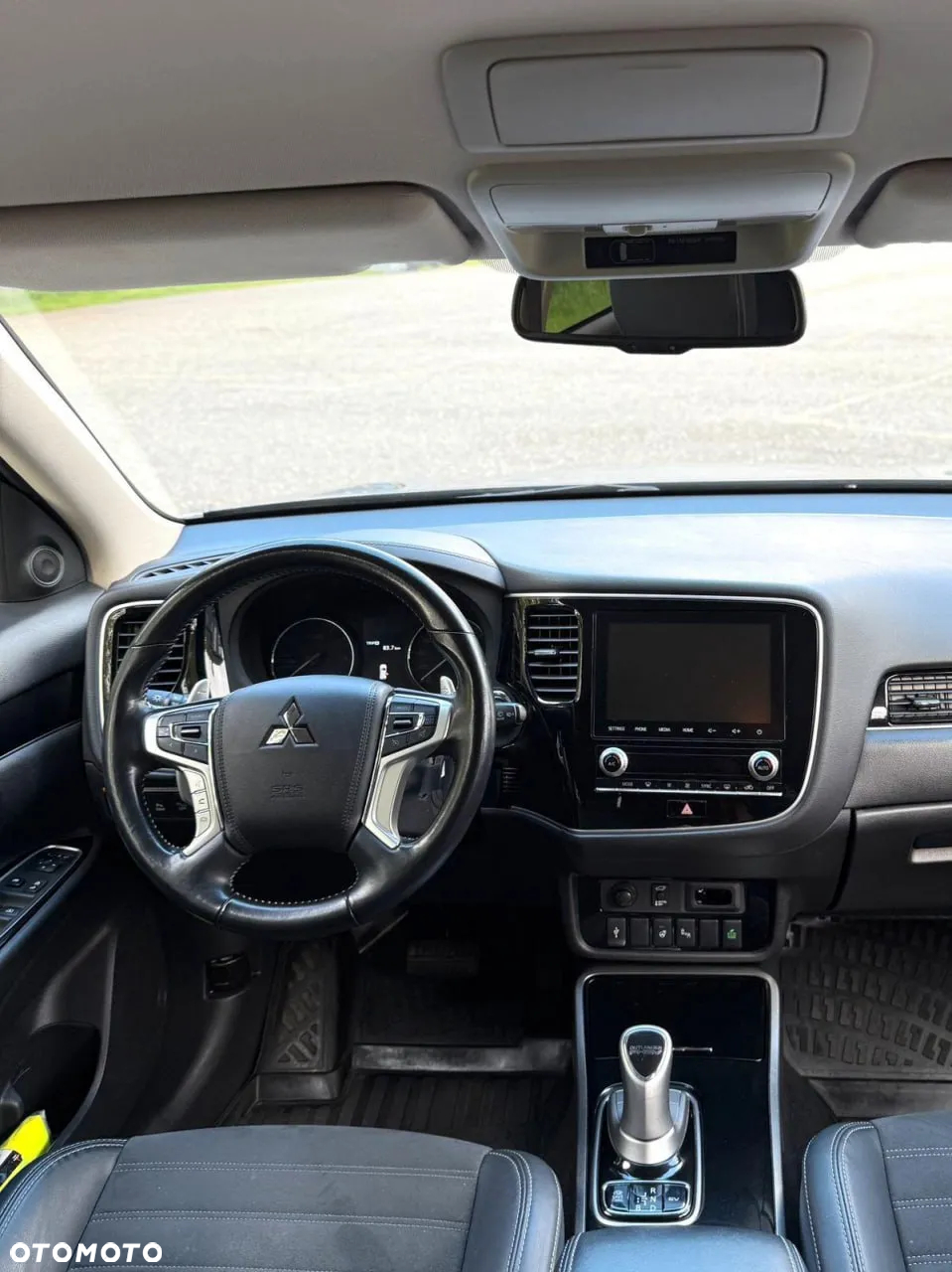 Mitsubishi Outlander PHEV Instyle - 21