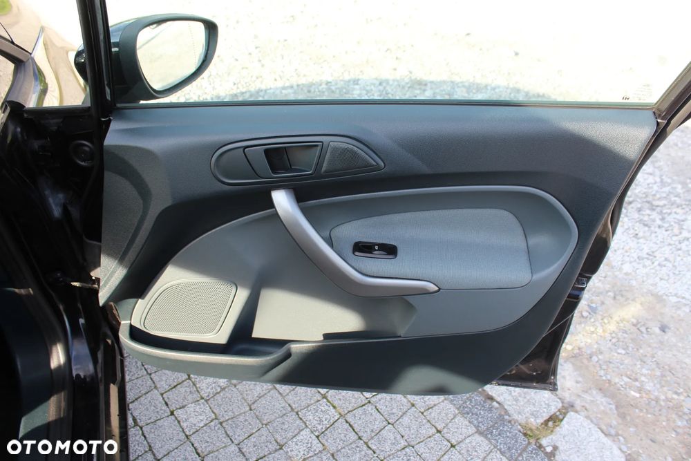 Ford Fiesta 1.25 FX Silver - 21