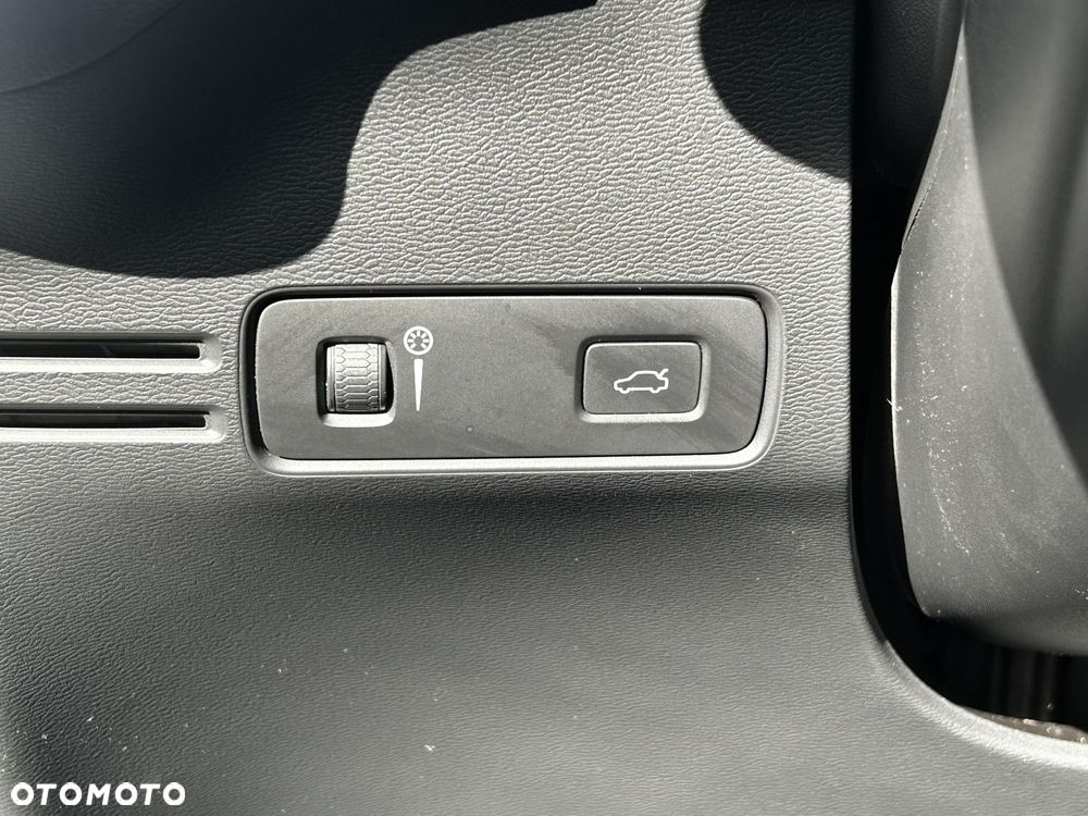 Volvo XC 40 - 20