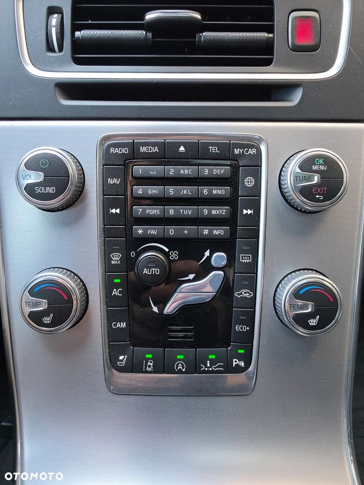 Volvo S60 T5 AWD R-Design - 21