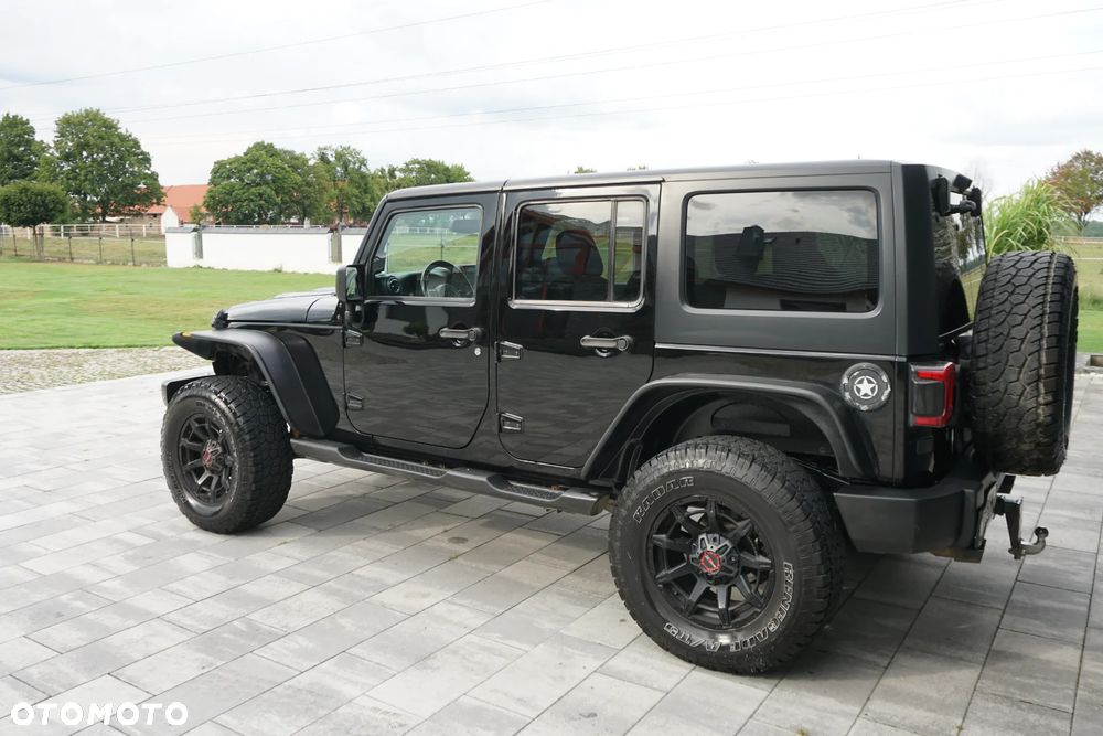 Jeep Wrangler 3.6 Unlim Sahara - 9