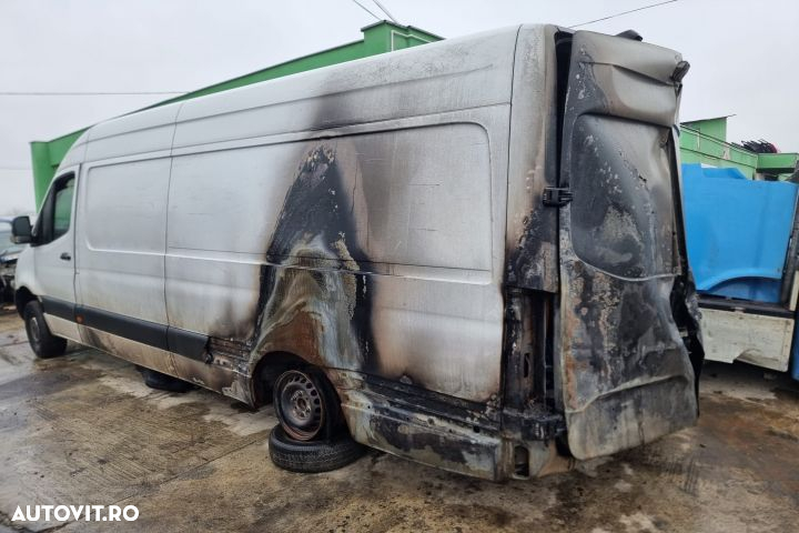 Supapa vacuum 2.2 cdi om651 0025407097 Mercedes-Benz Sprinter 3 907  [din 2018 pana  2021] - 9