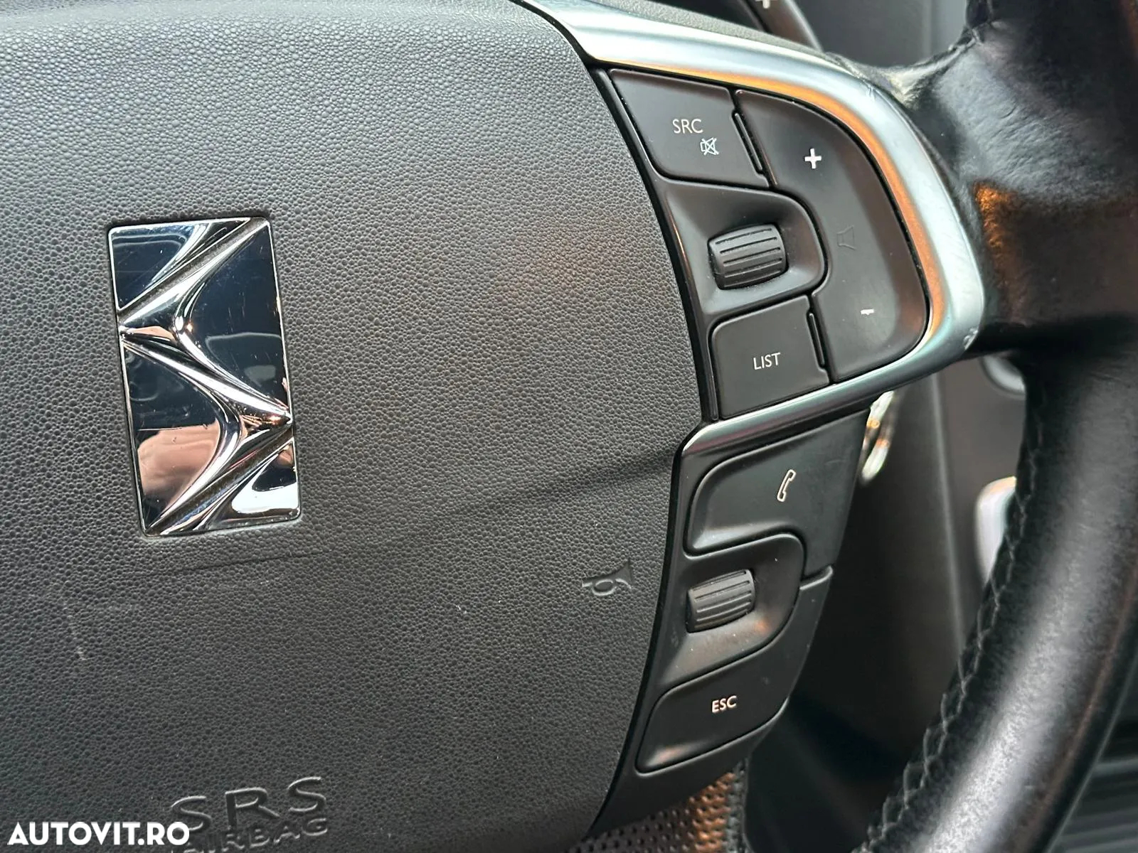 Citroën DS4 e-HDi 110 EGS6 SoChic - 22