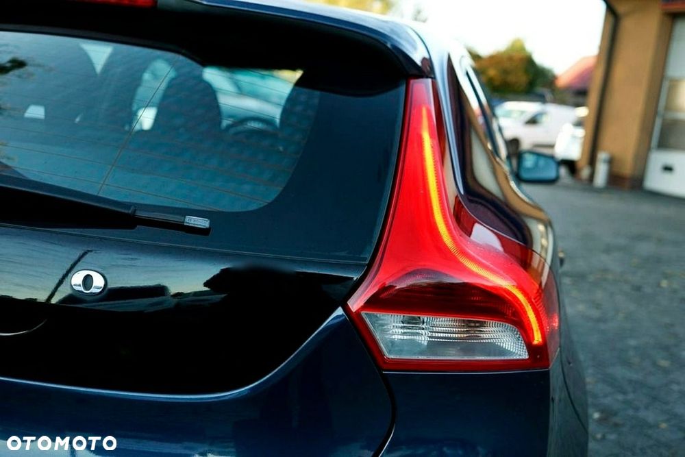 Volvo V40 - 14