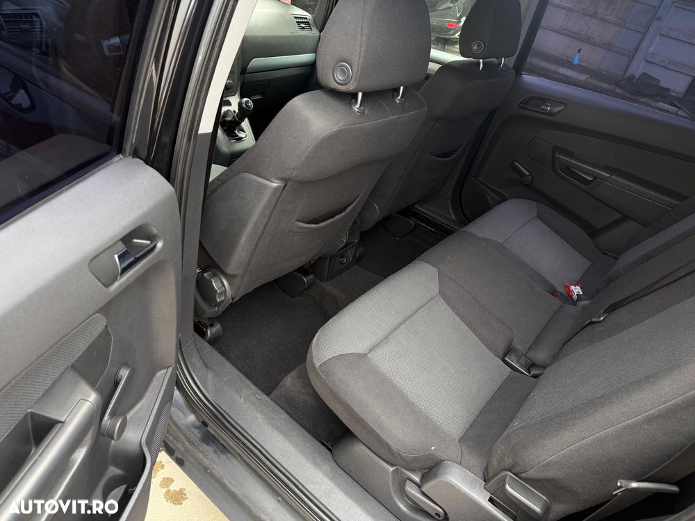 Opel Zafira 1.9 CDTI - 6