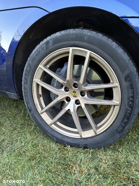 Porsche Macan Standard - 10