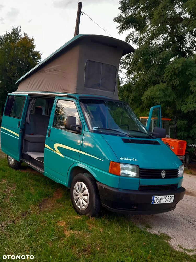 Volkswagen Multivan - 1