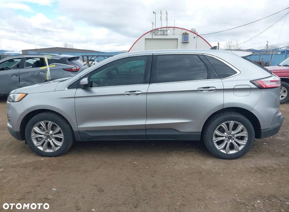 Ford Edge - 4
