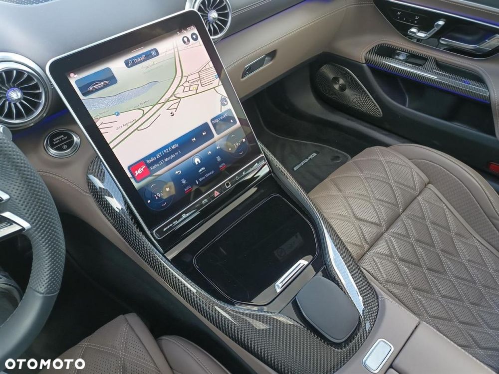 Mercedes-Benz AMG GT - 16