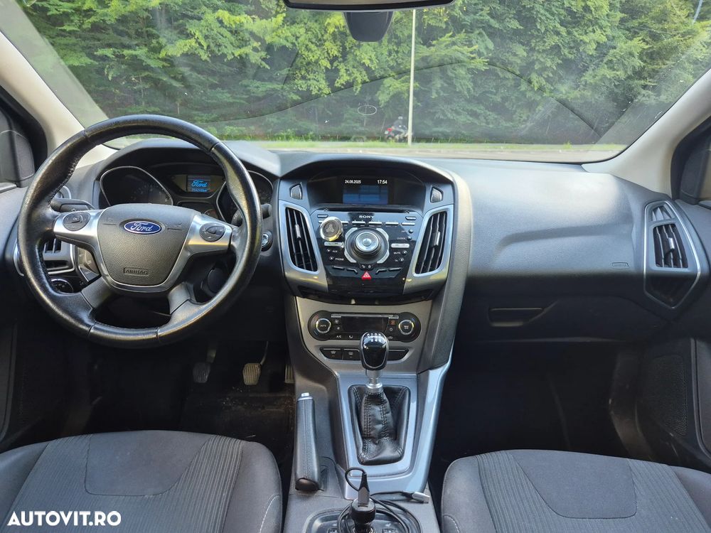 Ford Focus 1.6 Ecoboost Start Stop Titanium - 12