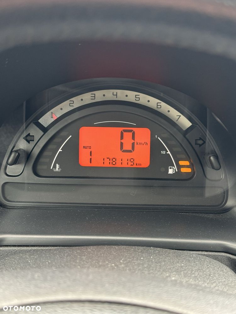 Citroën C2 - 8