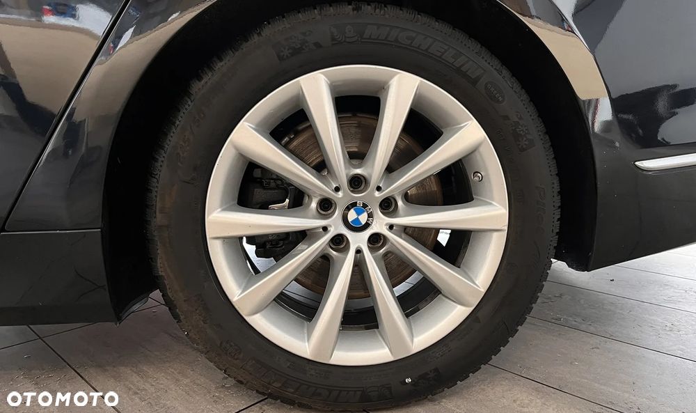 BMW Seria 7 740d xDrive - 9