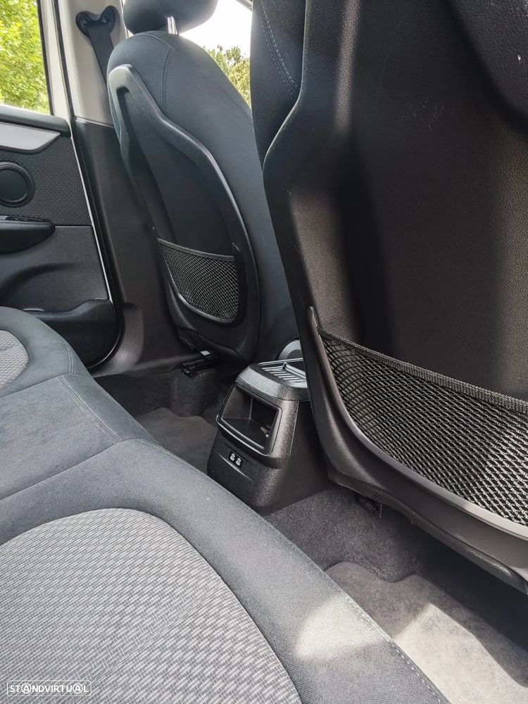 BMW 216 Active Tourer - 21