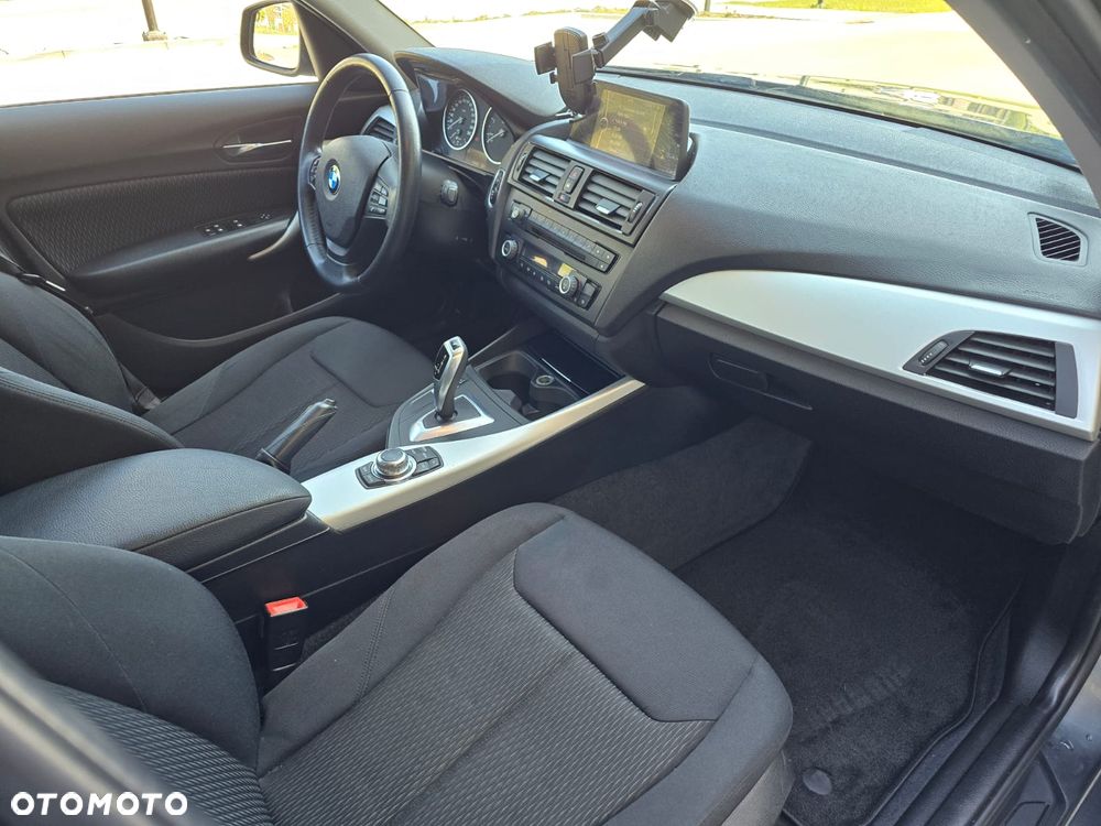 BMW Seria 1 118d - 23