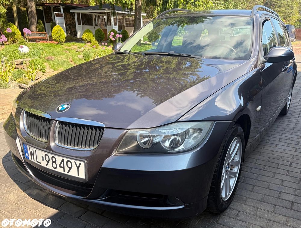BMW Seria 3 - 35