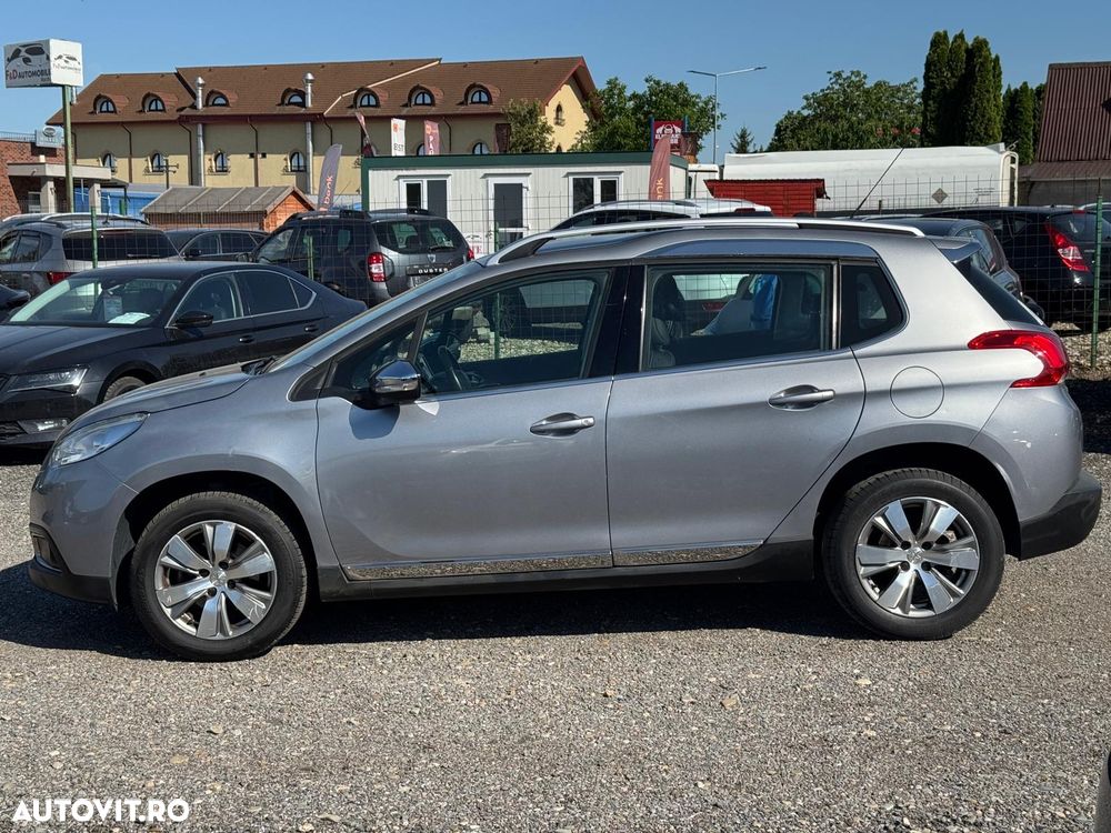 Peugeot 2008 PureTech 110 Stop&Start Allure - 12