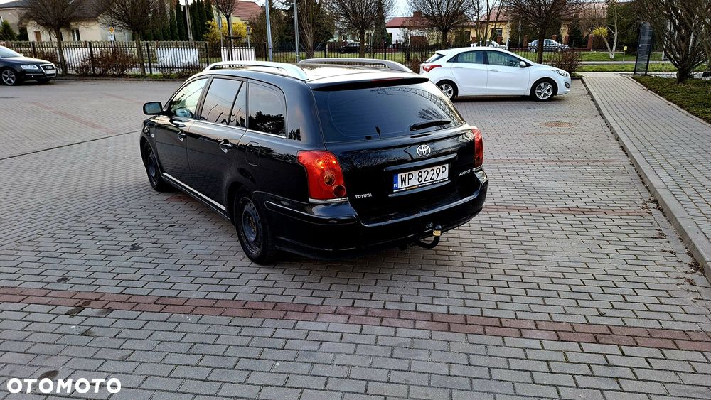 Toyota Avensis 1.8 VVT-i Sol - 5