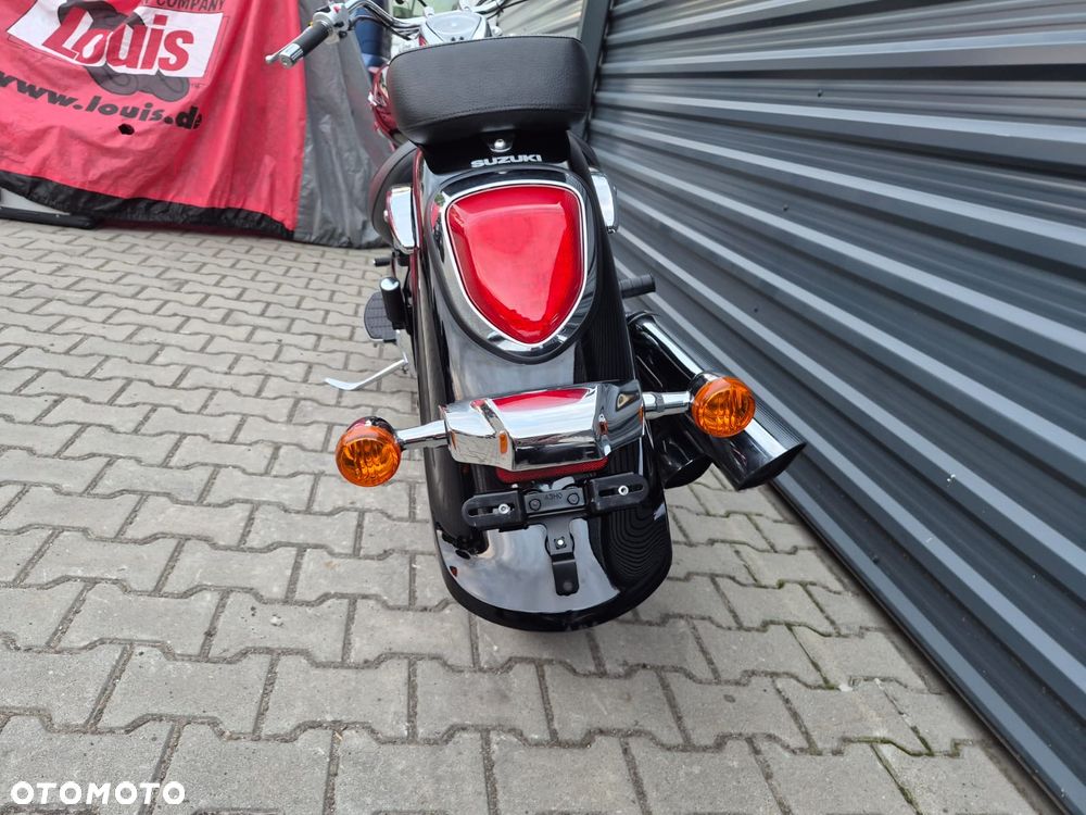 Suzuki Intruder - 26