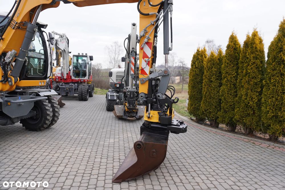 Liebherr 910 Rototilt + Szczypce - 30