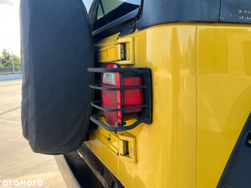 Jeep Wrangler - 33