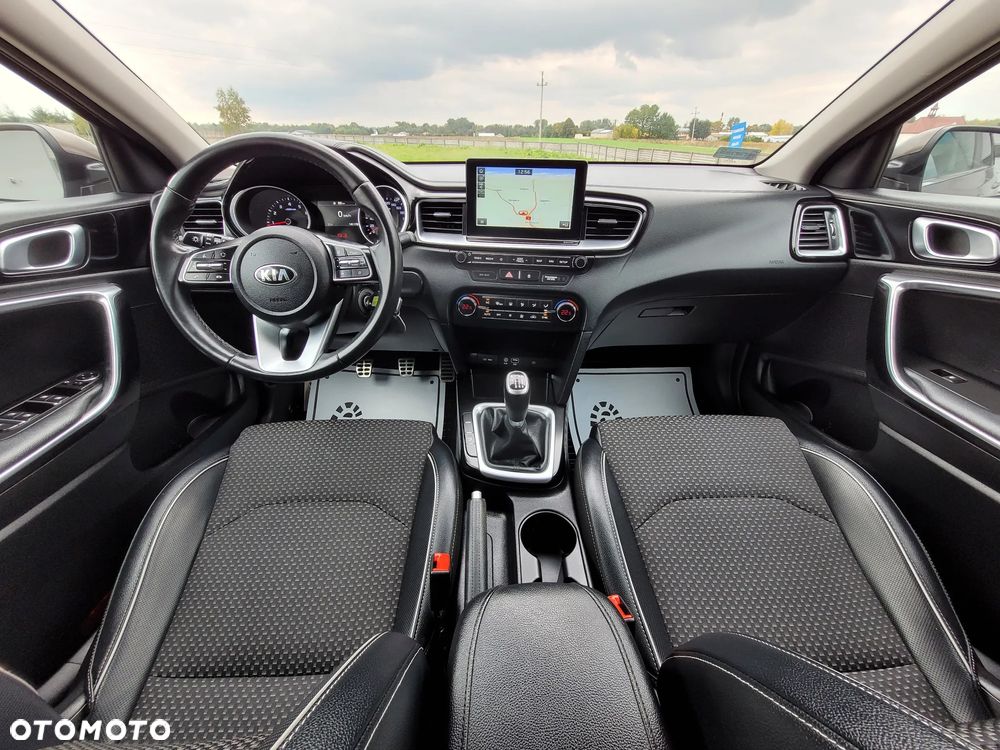 Kia Ceed 1.4 L Business Line - 21
