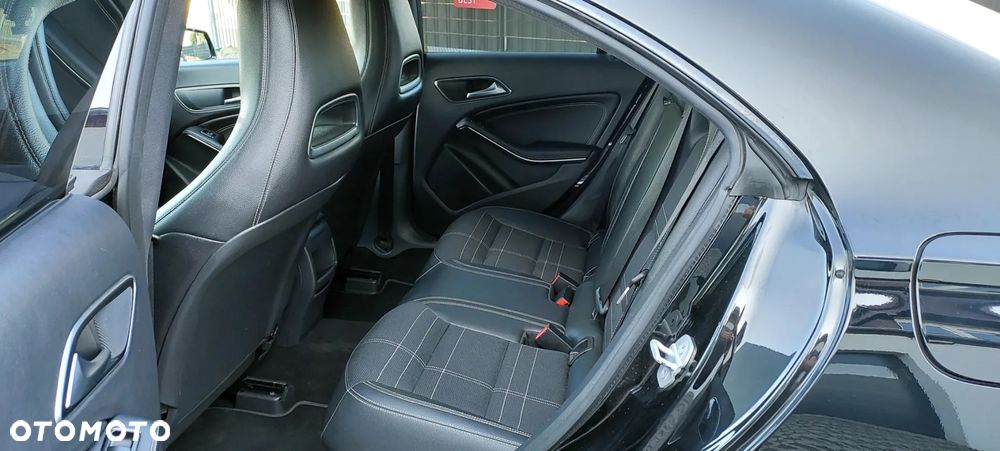 Mercedes-Benz CLA - 37