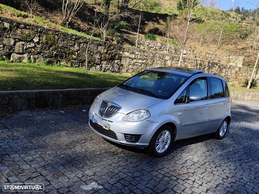 Lancia Musa 1.3 16V M-jet Oro Executive - 1