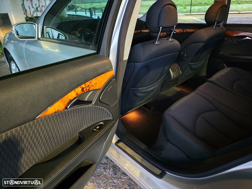 Mercedes-Benz E 220 CDI Auto Elegance - 16