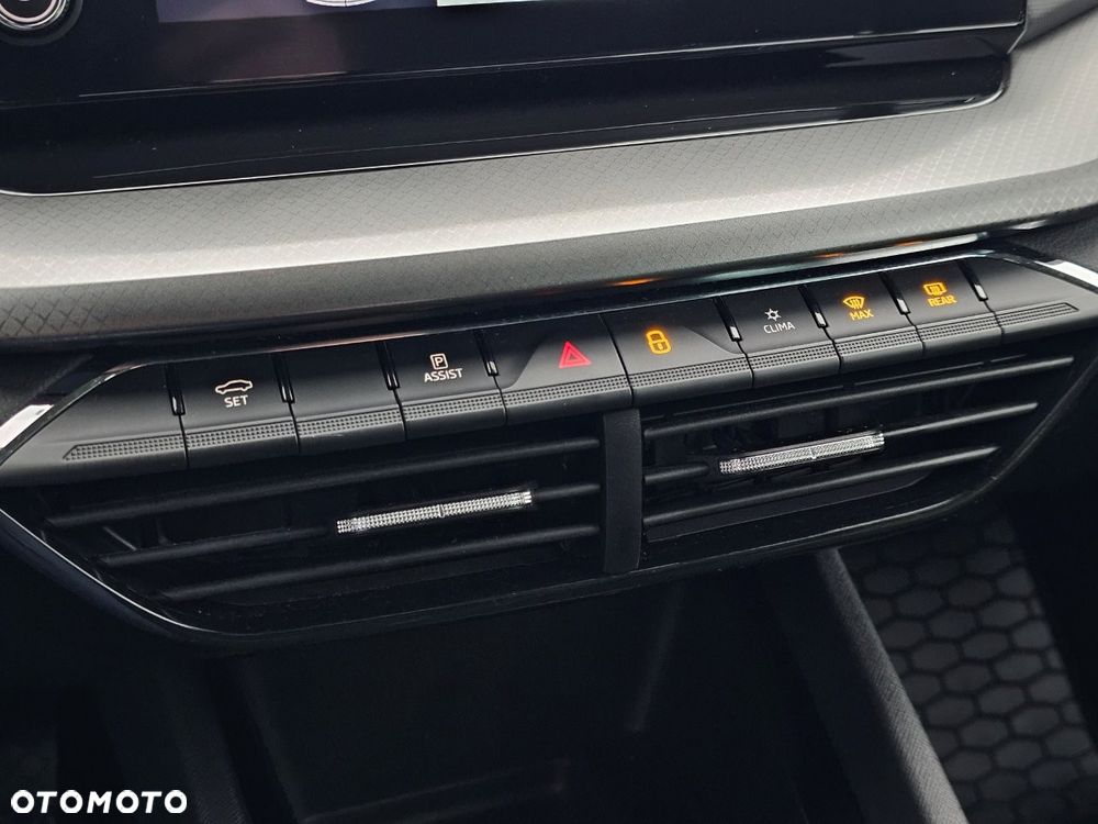 Skoda Octavia 1.5 TSI ACT Ambition - 22