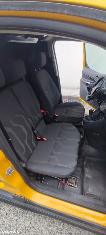 Ford Connect - 11