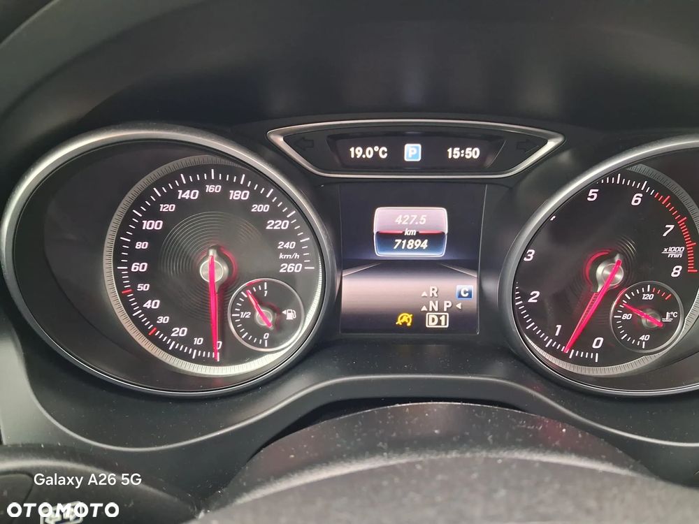 Mercedes-Benz GLA 200 7G-DCT Activity Edition - 12