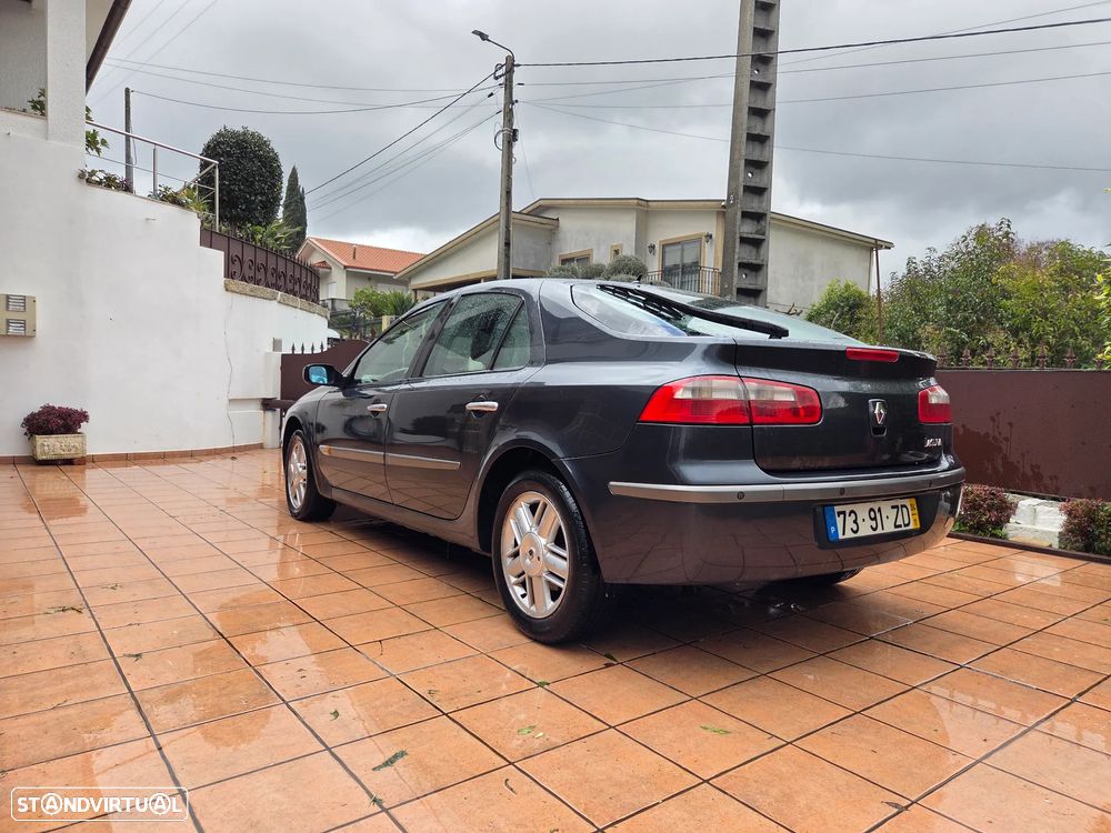 Renault Laguna 2.2 dCi Initiale Auto. - 4