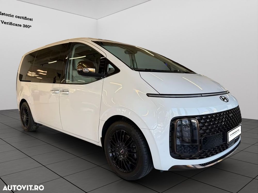 Hyundai Staria 2.2 CRDi Allrad Signature - 3