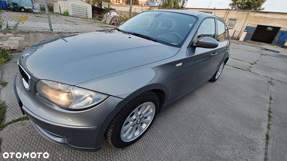 BMW Seria 1 - 21