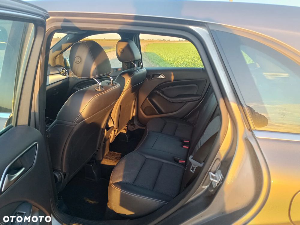 Mercedes-Benz Klasa B 180 d 7G-DCT Edition - 7