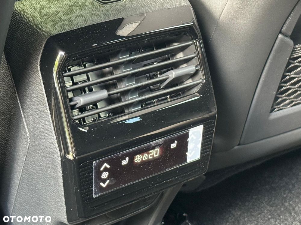 Peugeot 5008 1.2 PureTech mHEV Allure Pack S&S e-DCS6 - 29