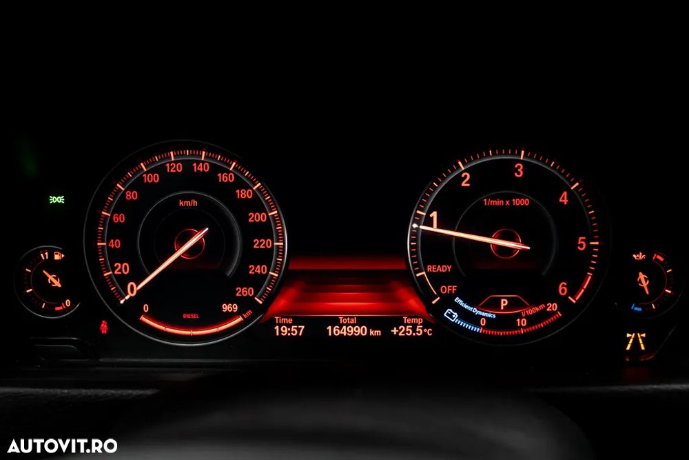BMW Seria 3 - 38