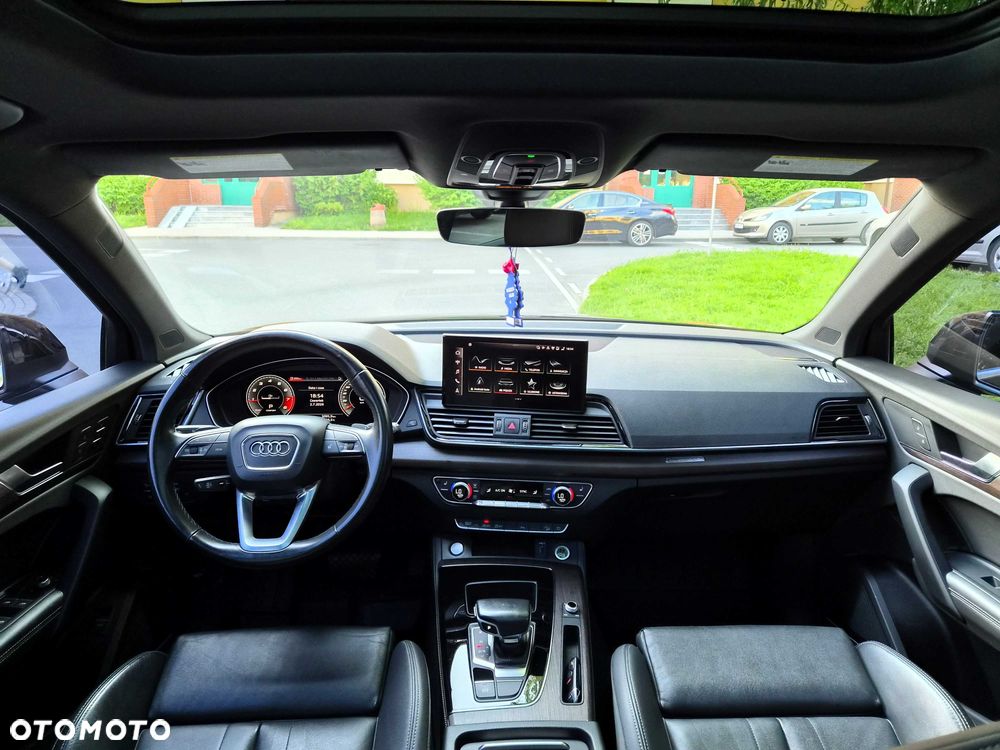 Audi Q5 Sportback - 8
