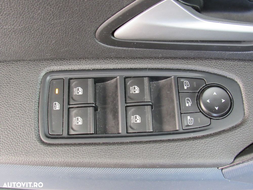 Dacia Duster 140 Journey - 26