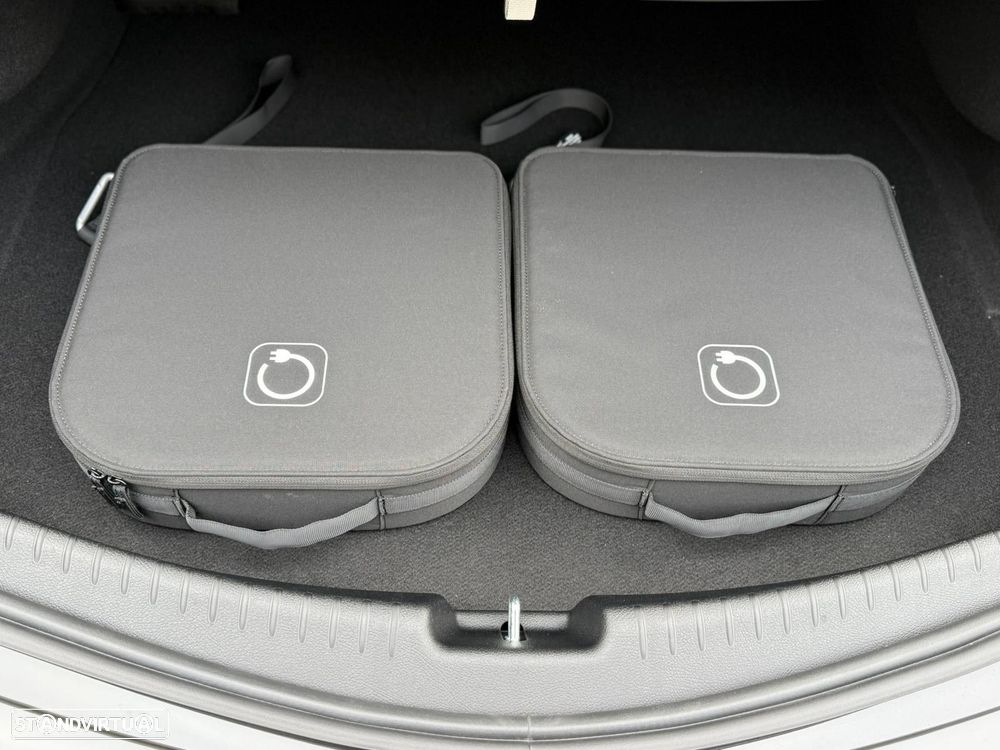 Mercedes-Benz CLE 300 - 19