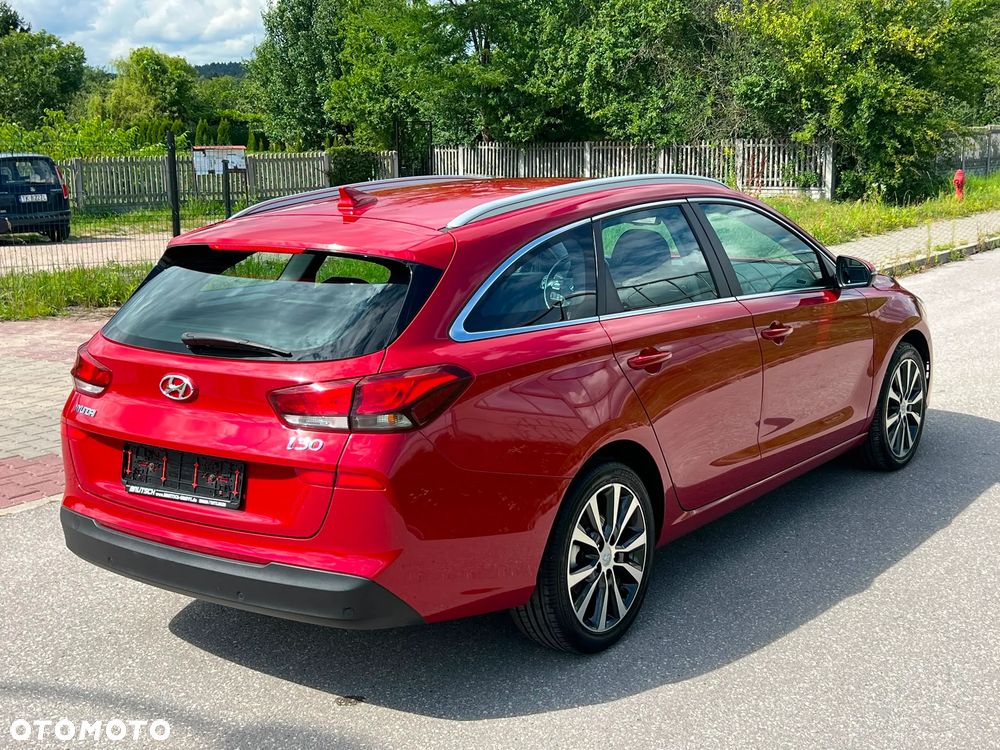 Hyundai i30 1.4 T-GDI DCT Premium - 10