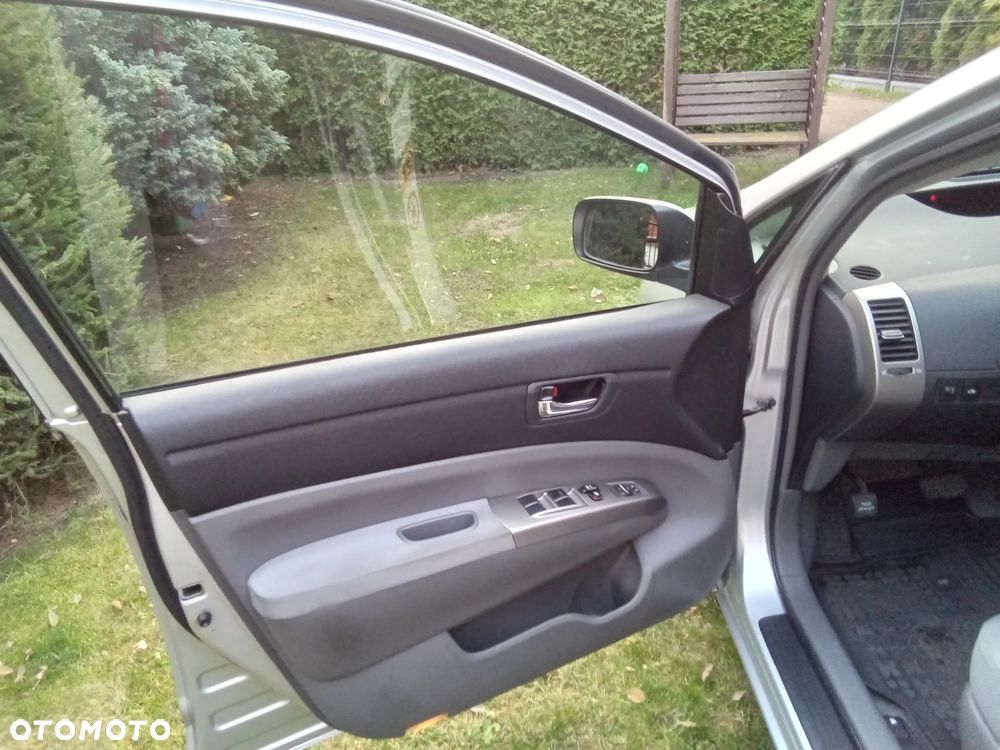 Toyota Prius 1.5 VVT-i Sol - 17