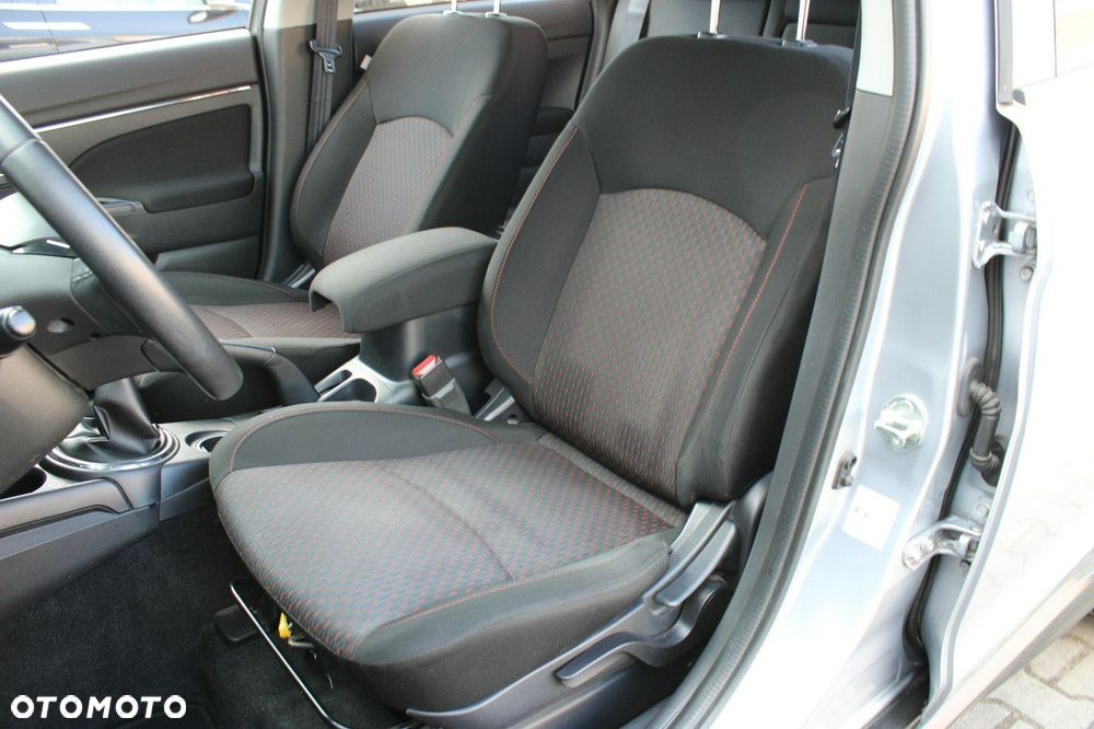 Mitsubishi ASX 1.6 ClearTec 2WD Diamant Edition+ - 11